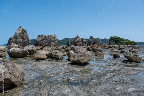 橋杭岩
