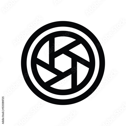 shutter camera line icon. Clean and minimalist vector icon for websites, mobile apps, presentations, and logos. Fully scalable and customizable for any project.