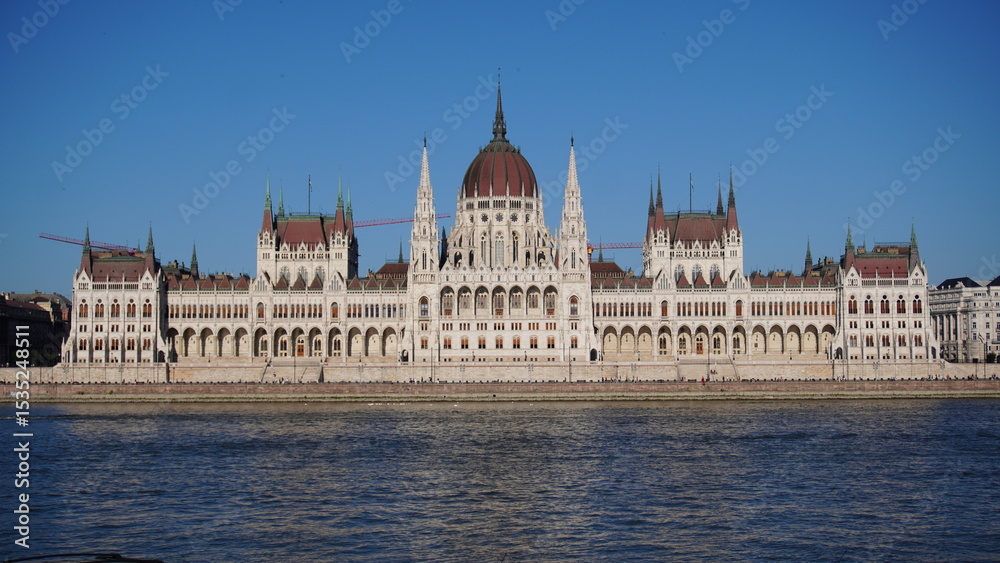 Fototapeta premium hungarian parliament building