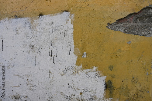 Yellow and white grunge wall texture