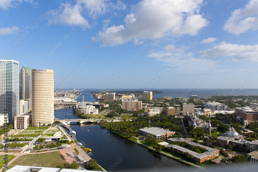 Naklejka premium Beautiful view of downtown on a sunny summer day, Top view , Tampa, Florida 