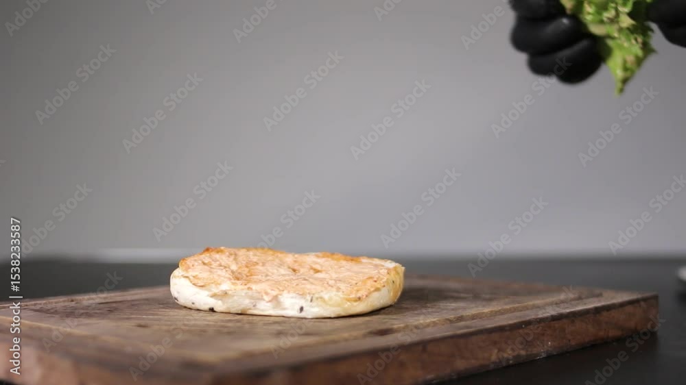 PREPARANDO HAMBURGUESA