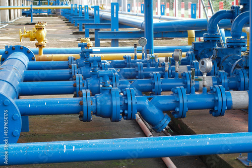 Handling Pressure Systems with Blue Gas Pipes and Valves