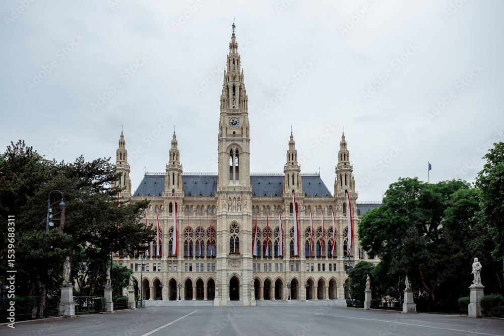 Fototapeta premium Historic Rathaus Building in Vienna, Austria