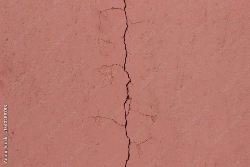 Obraz premium A close-up shot of a cracked wall