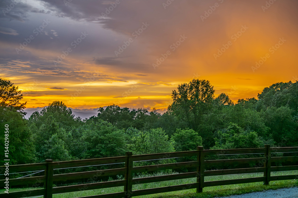 Fototapeta premium mountain sunset