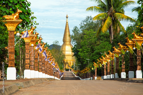 Phra Mahathat Chedi Sri Wiang Chai lamphun thailand..
