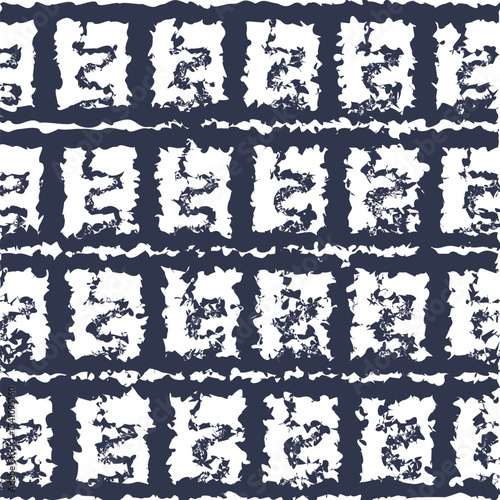 The noisy texture consists of a lattice of crooked stripes. All details are distorted.
