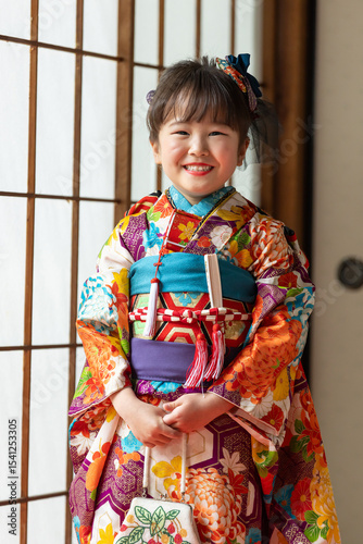 七五三7歳の着物のかわいい女の子