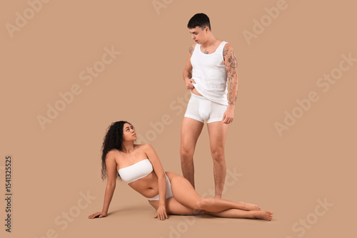 Young couple in stylish und...