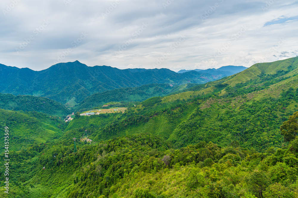 Fototapeta premium Green Colorful Tropical Mountain Landscape In Vietnam