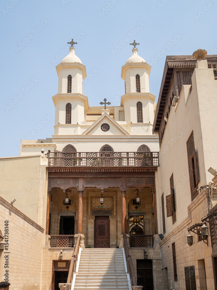 Fototapeta premium Africa, Egypt, Cairo city, Giza, Giza pyramids. Three pyramids, sphinx, statue, saqqara pyramid, mostaba tombs. Valley of the Kings, ancient city of Memphis. drawings, hieroglyphs, writings. Bazaar, c