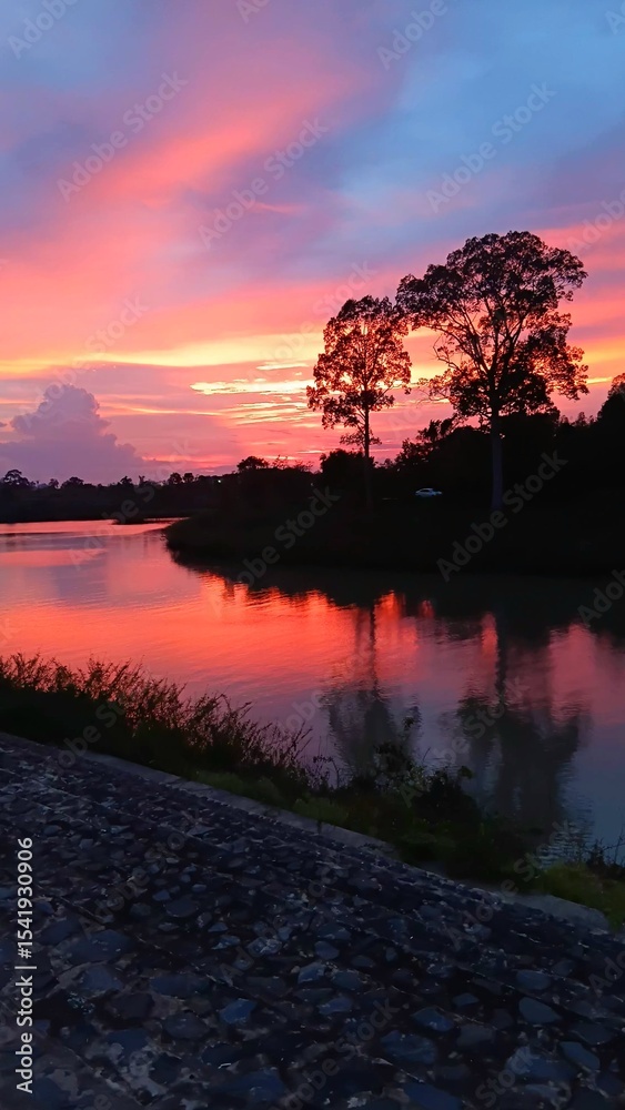Naklejka premium Colorful Nature View in The Evening