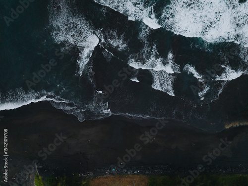 Fototapeta Naklejka Na Ścianę i Meble -  Bali Black Sand beach