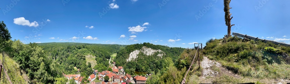 Fototapeta premium Eine Wanderung zur Queste bei Questenberg in Sachsen Anhalt