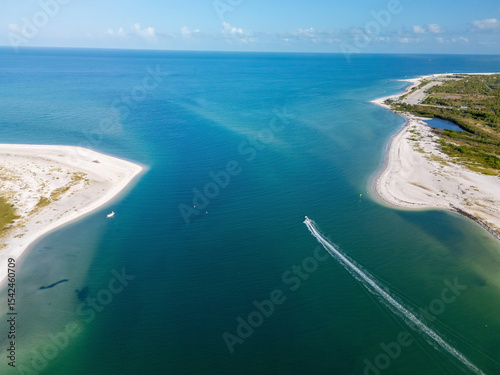 Fototapeta Naklejka Na Ścianę i Meble -  A drone photos of Hurricane Pass, Tampa Bay