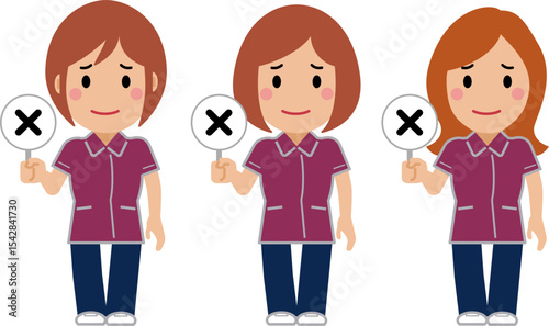 不正解の札を上げる。えんじ色の制服の女性看護士