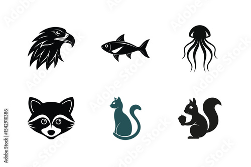Wildlife animal icons set eagle fish cat raccoon squirrel jellyfish