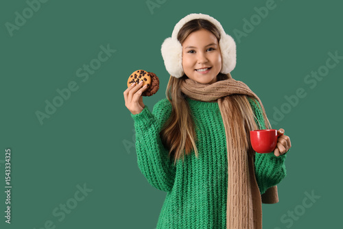 Cute teenage girl in warm c...
