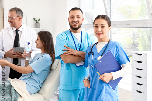 Medical interns working wit...