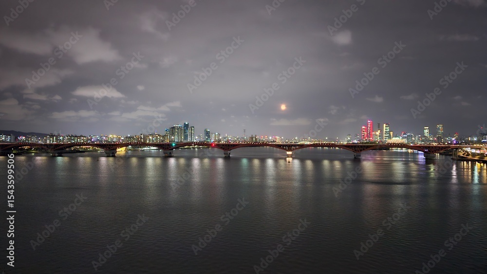 Naklejka premium 한국 서울 한강 대교 야경