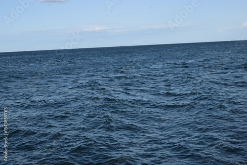 Fototapeta Naklejka Na Ścianę i Meble -  sea waves and blue sky