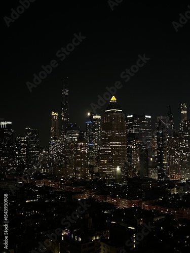 Sticker night city skyline