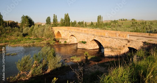 Quadro su tela Yildiz Bridge, located in Yildizeli city of Turkey, was built by the Seljuks
