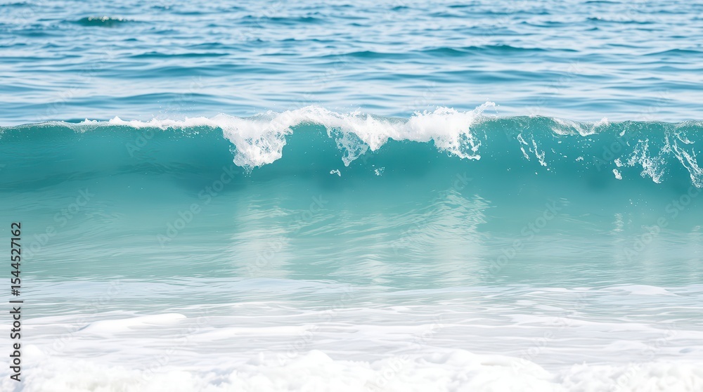 Fototapeta premium Cresting Ocean Wave