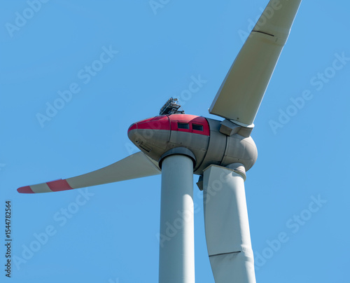 Wind turbine nacelle