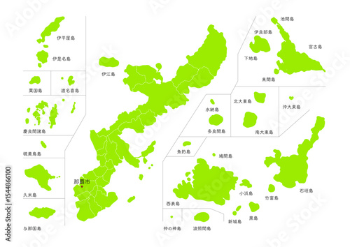 日本の沖縄県の行政区分付き地図
