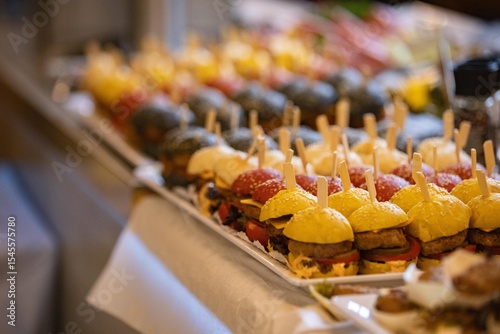 Foto Mini Burger Buffet Colorful sliders arranged for catering event
