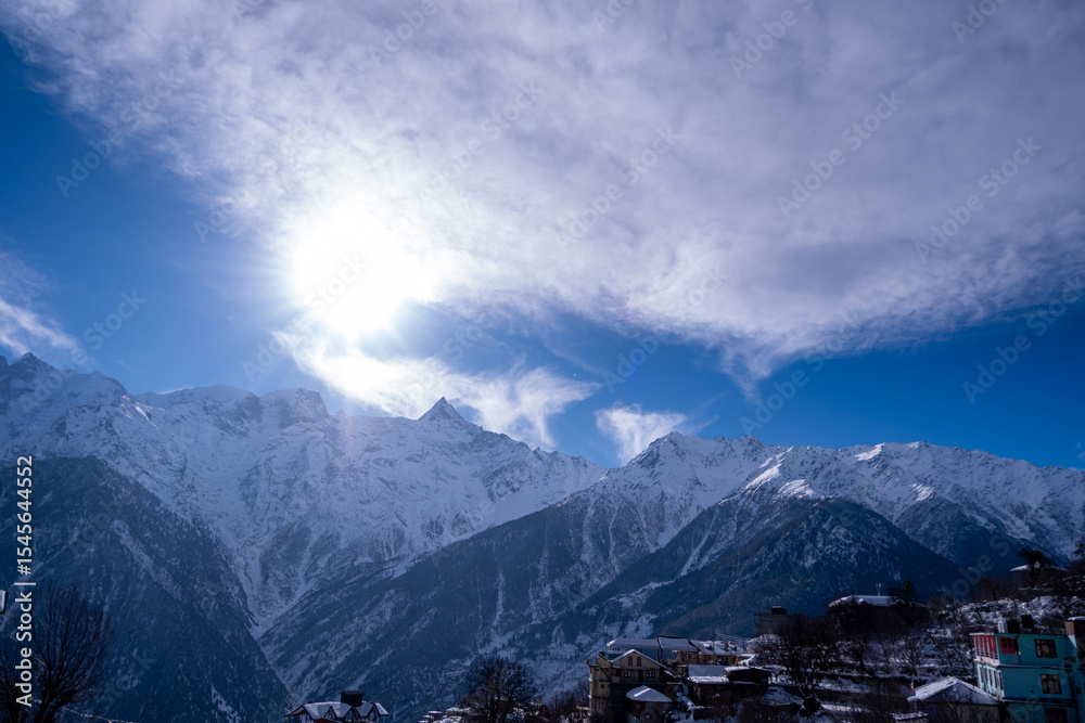 Fototapeta premium view of the mountains