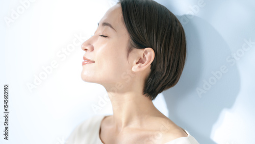 女性