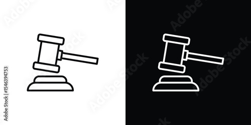 Gavel icon in black. flat graphic vector icon