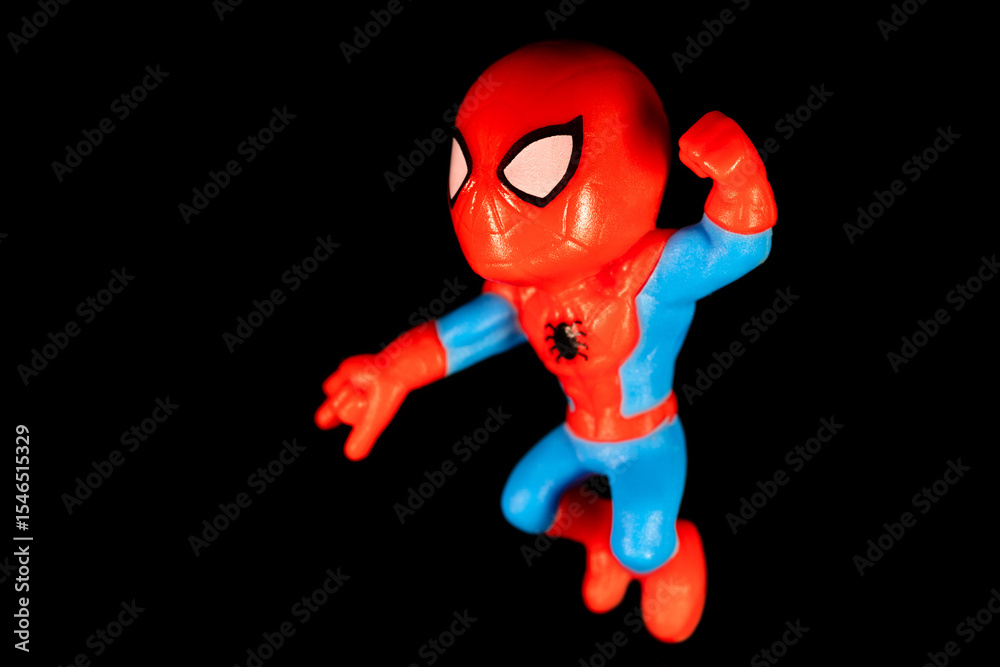 Naklejka premium Kinder Surprise Marvel Spider-Man jumps and releases web