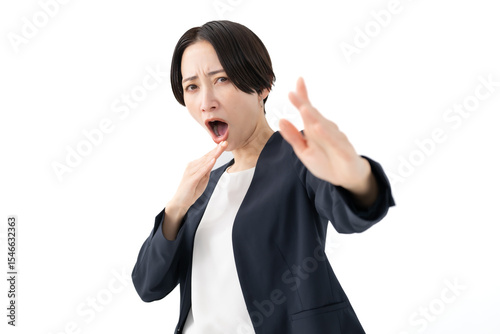 戦う女性