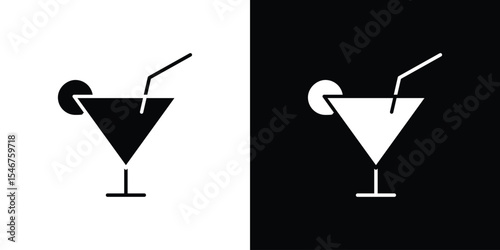 Cocktail icon of a flat style vector
