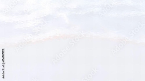 White Ocean Vista: Calming Animation for Minimalist Backgrounds, Relaxing Visuals & Peaceful Atmosphere (Loopable)