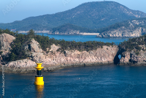 Fototapeta Naklejka Na Ścianę i Meble -  beacon and cliff on the sea