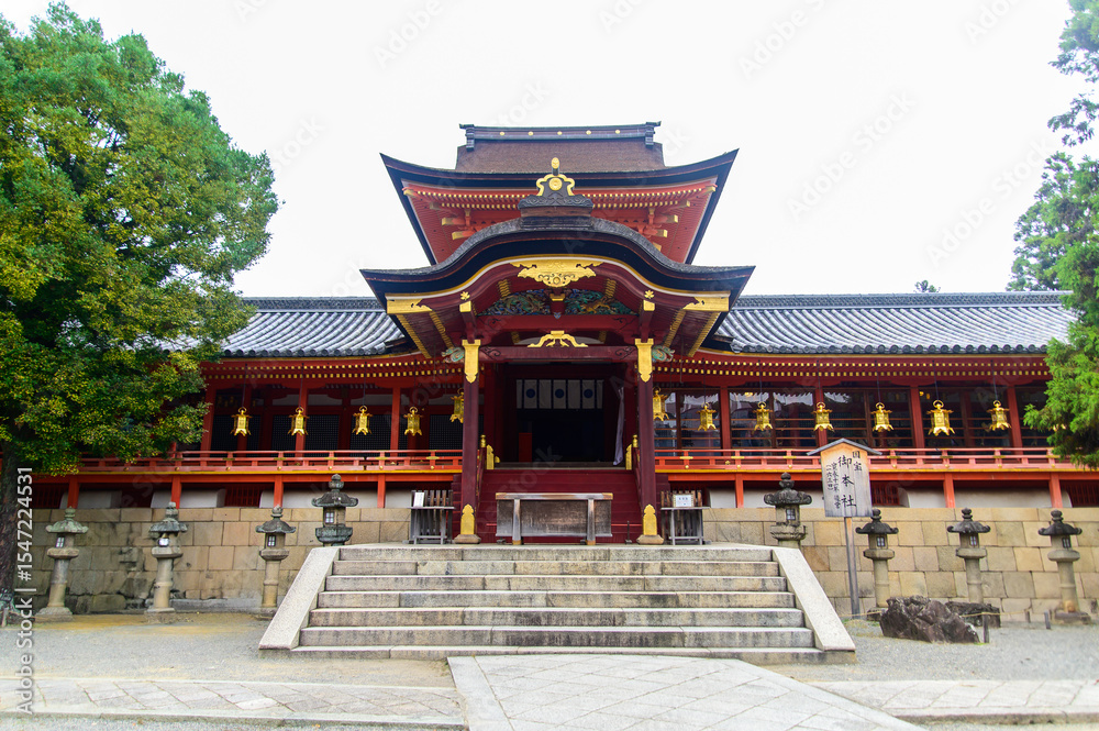 Fototapeta premium Beautiful scenery of Iwashimizu Hachimangu Shrine in Kyoto, Japan