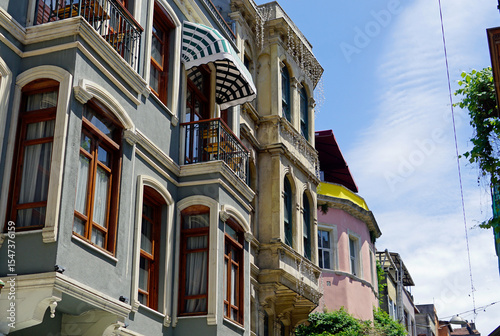 Photography Colorful Balat houses brighten Istanbul’s historic neighborhood