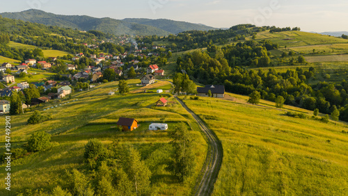 Fototapeta Naklejka Na Ścianę i Meble -  Widok z drona na Beskid Żywiecki i miejscowość Trzebinia.