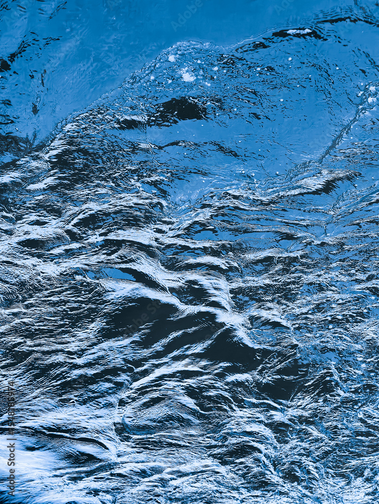 Obraz premium Stunning Deep Blue Water Surface with Intricate Ripples – Eye-Catching Aquatic Textures for Nature Designs and Relaxing Backgrounds