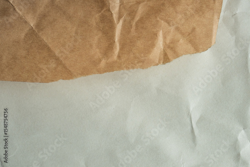 ざらざら質感のベージュ紙｜クラフト・パッケージ用背景　Beige Rough Paper Texture – Craft and Packaging Background