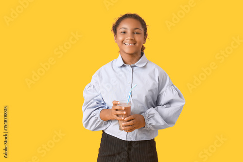 Cute African-American girl ...