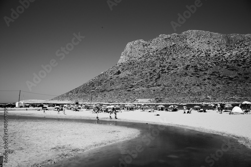 Montagna di Stavros, Creta — paesaggio in bianco e nero