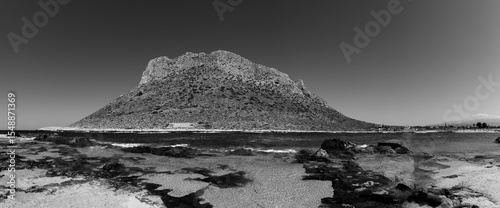 Montagna di Stavros, Creta — paesaggio in bianco e nero