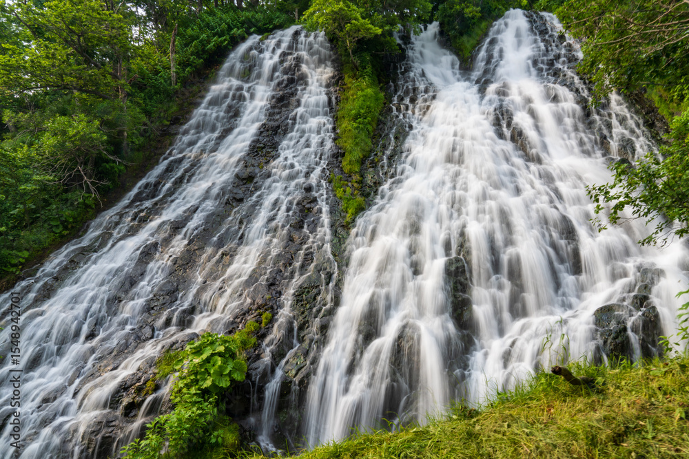 Obraz premium オシンコシンの滝