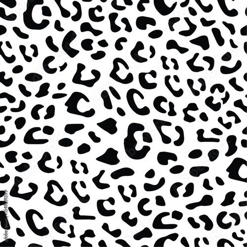 Leopard spots seamless pattern isolated on transparent background